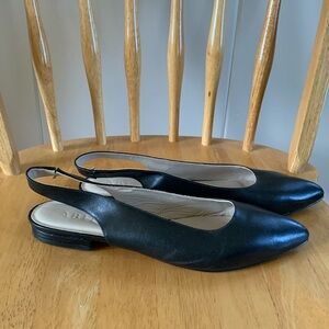 Able flat slide mules with elastic sling back, black size 9.5 EUC